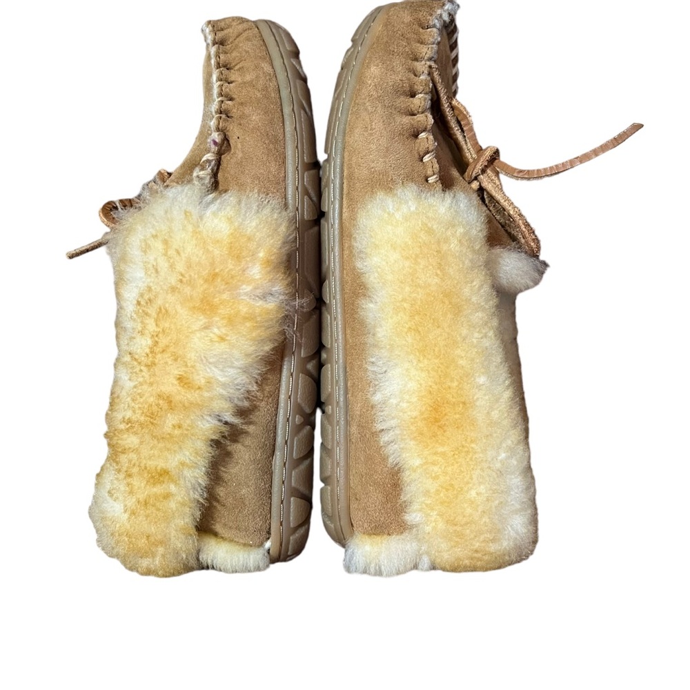 SOLD L.L. Bean Wicked Good Lamb Fur Lined Leather Moccasins Camel Tan Women’s - Picture 7 of 10